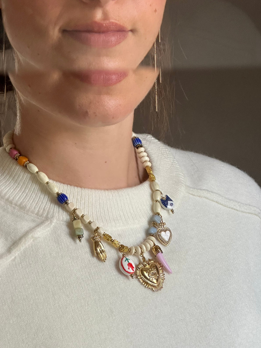 COLLIER FELICIA