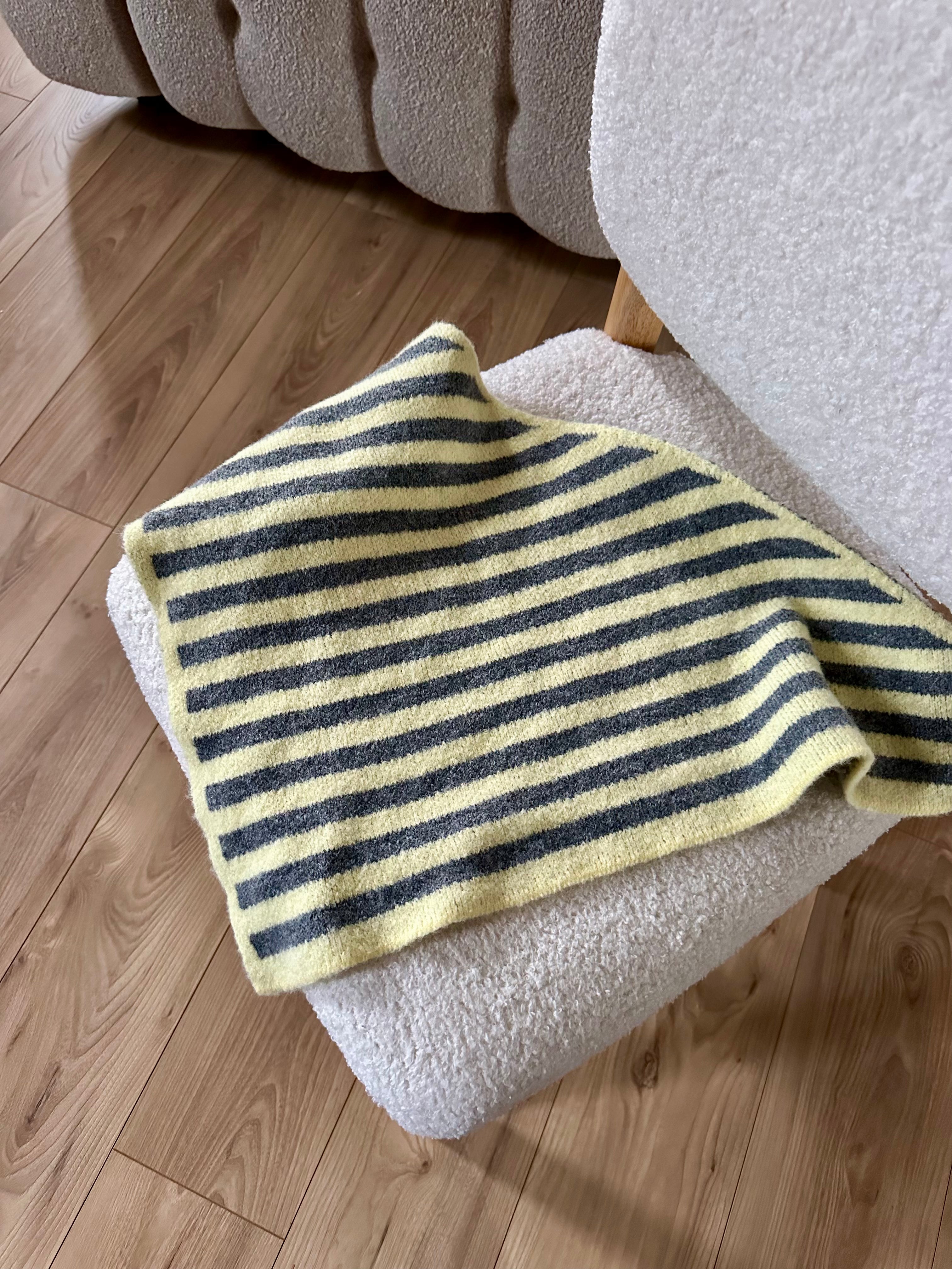 ELARA FOULARD RAYÉ JAUNE